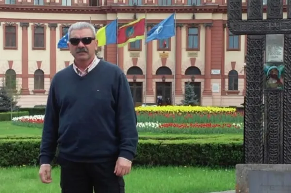 Profesori fără diplomă, CV-urile de la Culturism şi Fitness