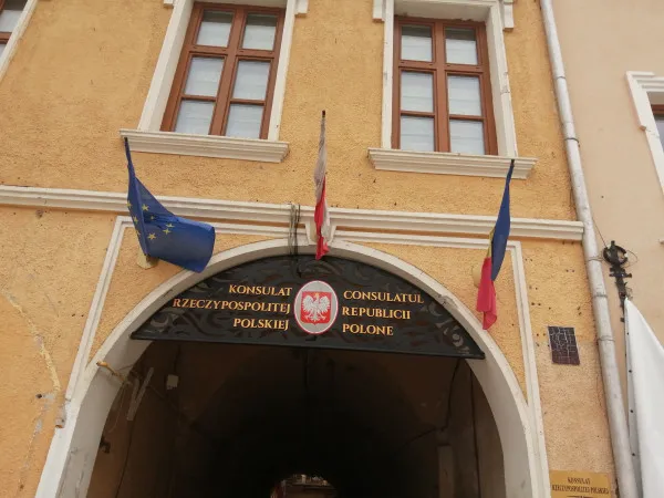 La mulţi ani, Braşov! La mulţi ani, Europa! Polonia, Franţa, Italia, Germania, Austria şi Luxemburg salută Braşovul, azi, de Ziua Europei