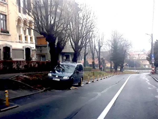 Parcări pe trotuar? 9 străzi din oraş vor fi blocate