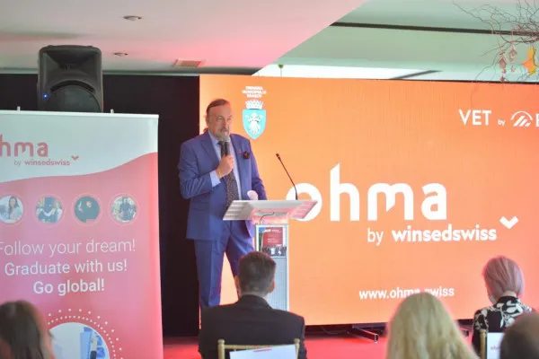 Braşovul are prima „academie-hotel” din ţară