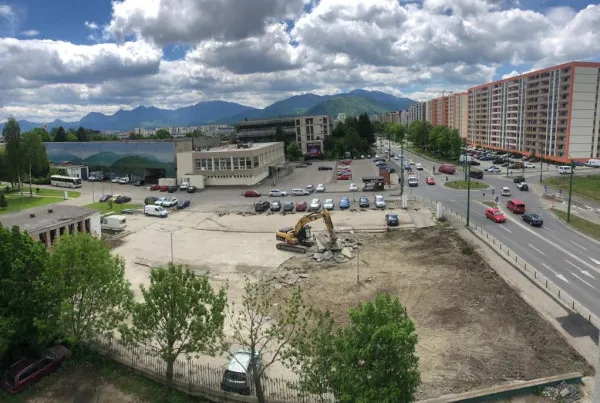 Parcare „la vecini” pentru blocurile înghesuite din noul Tractorul
