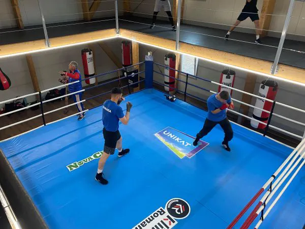 Meciurile pentru Tokyo, la Braşov: Lotul olimpic de box al României, antrenament la munte