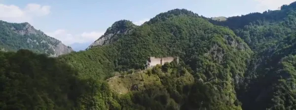 Charlie Ottley şi muzicianul Mihai Toma au lansat, în direct, piesa „Edge of Bucegi” la Radio România Braşov  