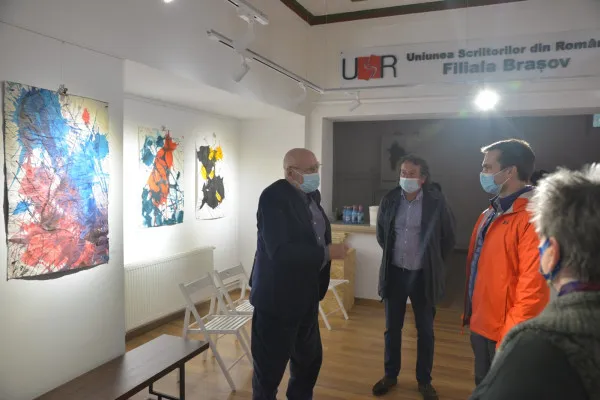 Primăria Braşov vrea să înfiinţeze un muzeu de artă contemporană. Primele 30 de piese au fost donate de artistul Lucian Cioată  