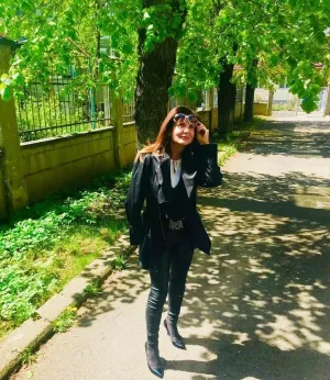Punct. Şi de la capăt...