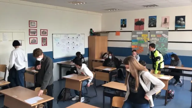 Primii care încheie anul şcolar: liceenii de a XII-a, săptămâna viitoare
