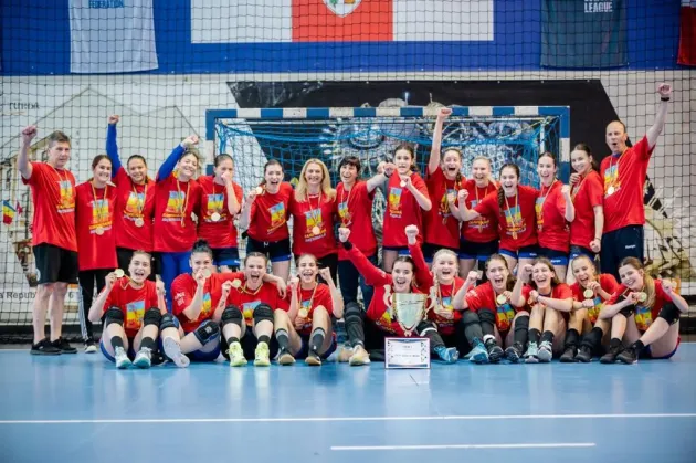 Corona, campioană la junioare pentru a treia oară consecutiv