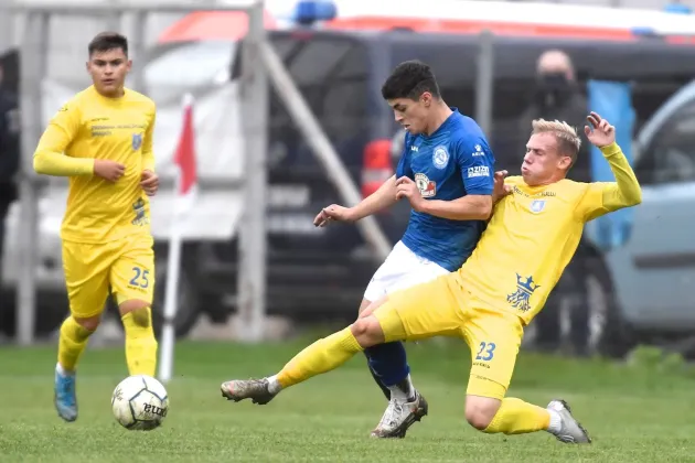 Corona merge la victorie în Dolj