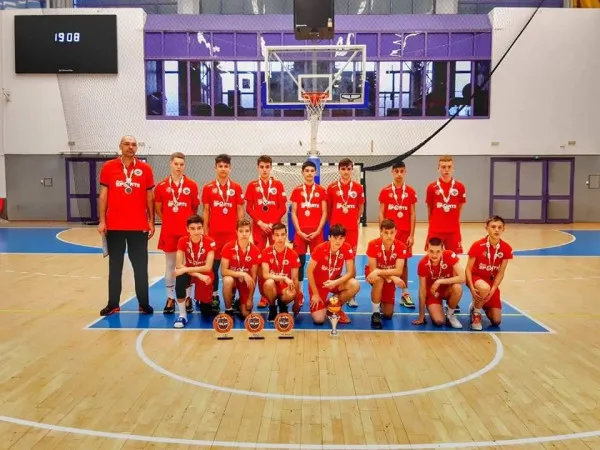 Transilvania Braşov, vicecampioană naţională la U14