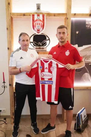 Leo Grozavu şi-a luat mijlocaş ofensiv de la Vojvodina