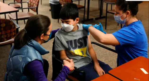 Azi începe campania de vaccinare a copiilor cu vârste între 12 şi 15 ani