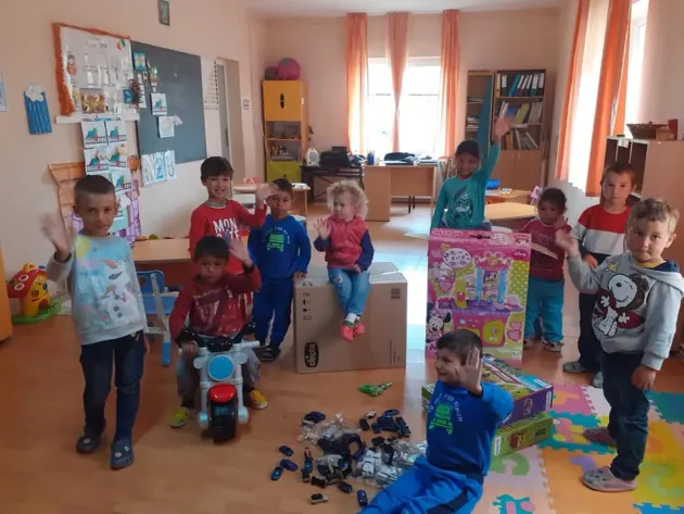 „Cutiuța călătoare” a umblat ieri prin Făgăraș