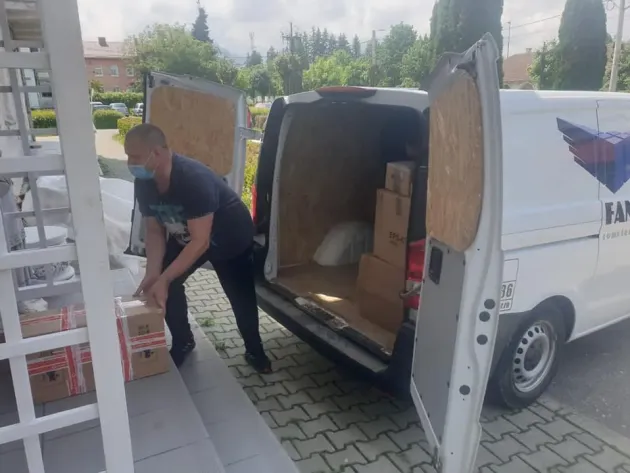 Victoria: Au venit tabletele elevilor care... pleacă în vacanţă