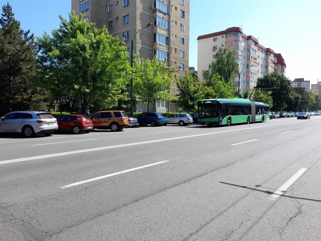 RATBV trece la programul de vară. Linia 10 va fi suspendată, iar pe alte 20 de trasee vor circula mai puține mijloace de transport în comun