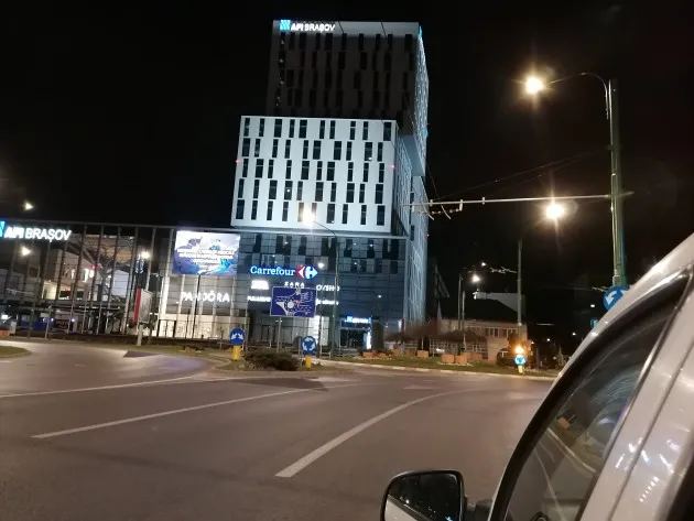 Jumătate de răspuns de la Poliţia Locală: şantierul de la AFI e legal. Tăcere însă pe partea cu „Braşovul nu doarme”