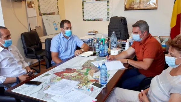 Clădirea unei foste unităţi militare din Făgăraş va deveni incubator de afaceri