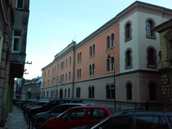 Medicina se anunţă „facultatea anului” la Braşov