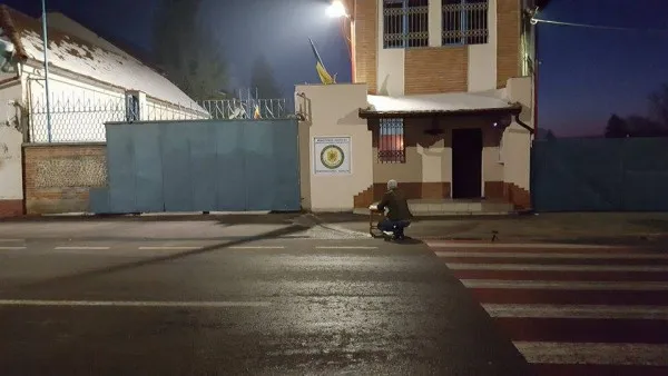 Se extinde penitenciarul, 84 de locuri în plus la Codlea. Justificarea investiţiei: sărăcie mare, infractori mulţi, plus cei de afară pe care UE ni-i face „pachet” şi îi trimite „acasă”