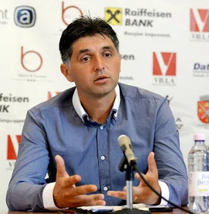 Scandal monstru la federaţia de tenis, unde Ţiriac e tot mai contestat 