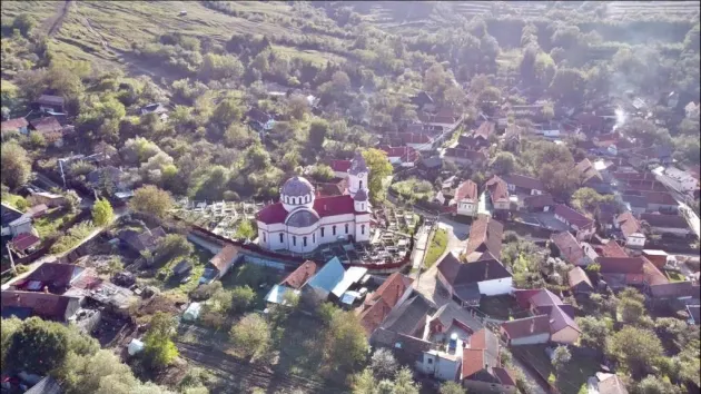 Covăsnean băut la volan, pe un drum comunal din judeţul nostru