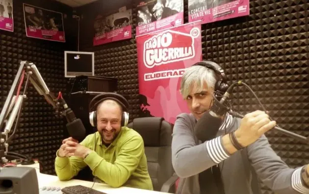 Radio Guerilla, oficial în Braşov. Pe frecvenţa Tex FM, vândută cu 30.000 de euro