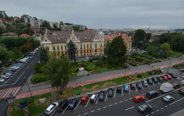 Şofer „de cătuşe”, prin centrul Braşovului