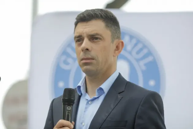 Ministrul Novak vrea să fie împăciuitor