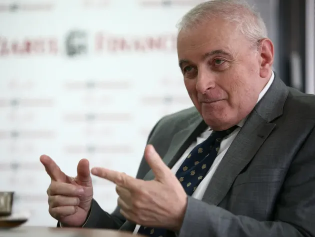 BNR despre „cade leul”: Moneda naţională s-a depreciat cu 90 de bani în 12 ani şi jumătate