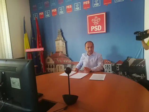 Rasaliu reclamă că Ziua Imnului a fost o sărbătoare „cu circuit închis”