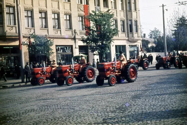 23 august şi ce mai spune „vocea străzii” la Braşov