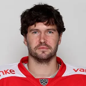 Osipov, fost câştigător al KHL, al doilea străin în lotul „lupilor” pentru noul sezon