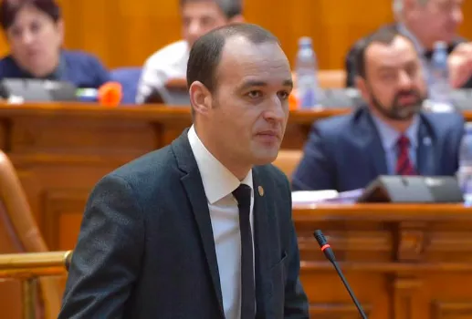 „Luăm în considerare o scădere a taxării muncii, astfel încât salariile mici să crească”