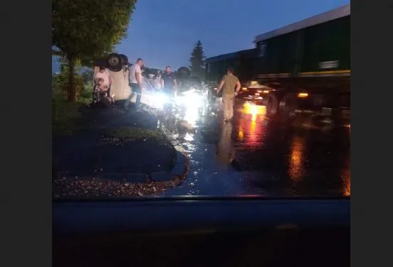 Aruncat cu roţile-n sus, 4 victime
