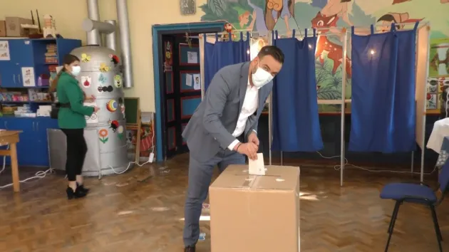 Referendumul pentru ocolitoare de la Codlea nu a fost validat, după ce la urne s-au prezentat 10,65% dintre alegători. Dintre cei care au votat, au spus „DA” peste 1.700 de alegători