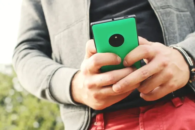 Telefoane şi mesaje de ameninţare de la fostul concubin. Rezultatul: dosar penal