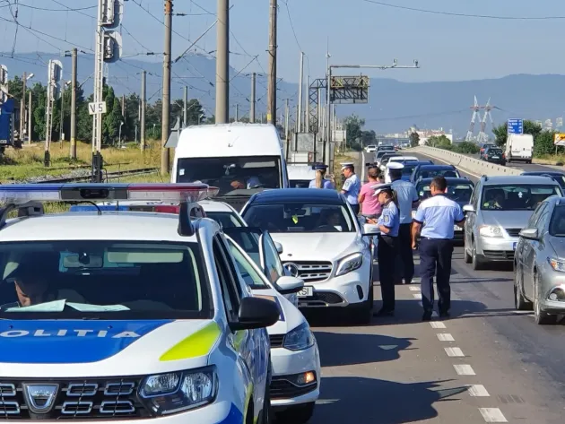 63 de ani, beat criţă pe DN 11