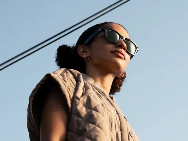 Ochelarii „Hey, Facebook”