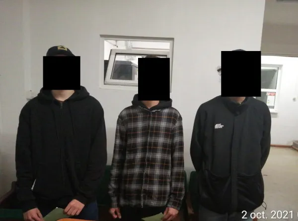 Doar aşa? „Artiştii urbani” ţin de 6, cu ochii după „uniforme”. Cum îi prindem, ne  sugerează Poliţia