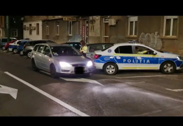 4 zile cu ochii după maşini tunate: 159 de braşoveni amendaţi. Cum fentează proprietarii legea și demersuri pentru „oraşul liniştii”