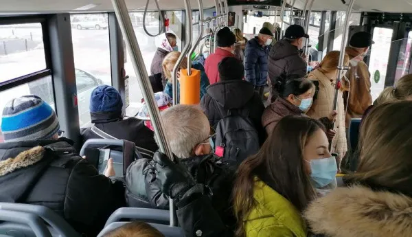 Aglomeraţia din autobuzele RATBV se va rezolva în scurt timp