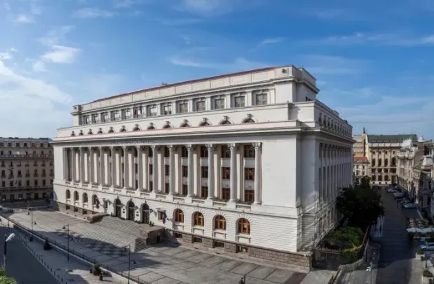 BNR înăspreşte condiţiile de creditare la împrumuturile imobiliare