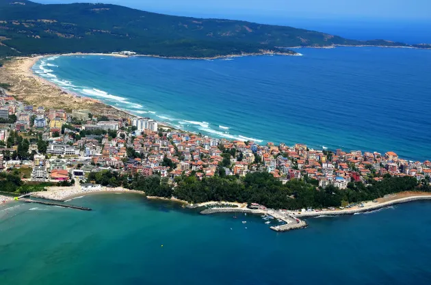 2021: Românii s-au înghesuit în Bulgaria