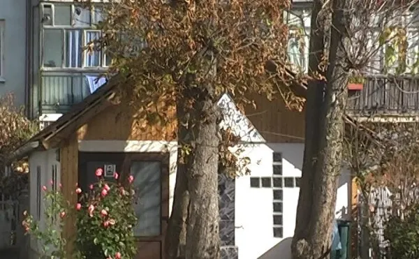 „Rezervat Covid 19” şi la cimitir. O măsură luată de preoţii din Braşov pentru a le da posibilitatea rudelor să-şi privegheze morţii măcar o noapte