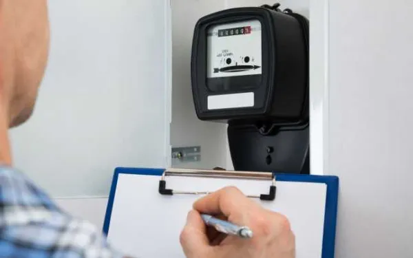 Cum va compensa statul facturile la electricitate şi gaze începând din 1 noiembrie?  