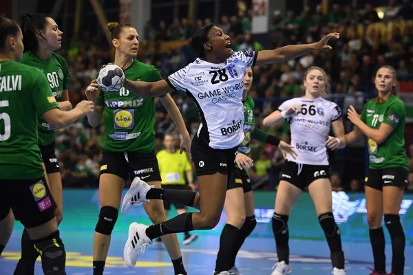 CSM Bucureşti, învinsă dramatic de Ferencvaros în Liga Campionilor