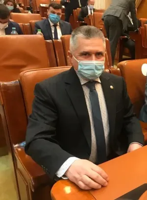 A semnat pe lista AUR