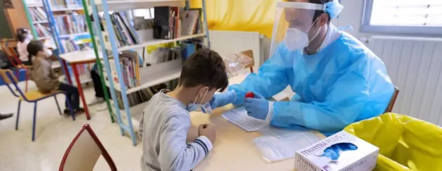 Testarea elevilor la şcoală: luni şi joi, „pe nemâncate”