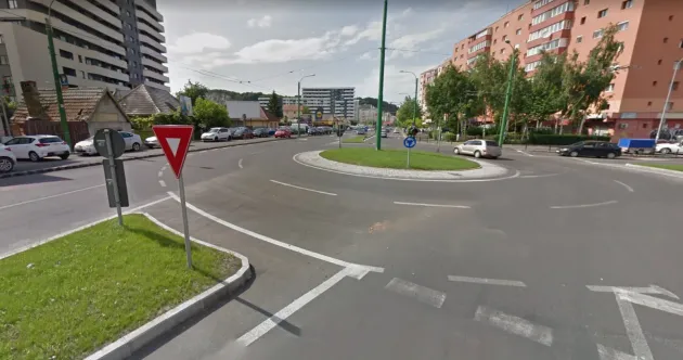 Furios şi iute: un tânăr din Teliu cu Poliţia pe urme