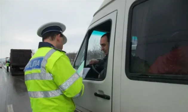 Săcele: Doi penali scoşi din trafic, de dimineaţă