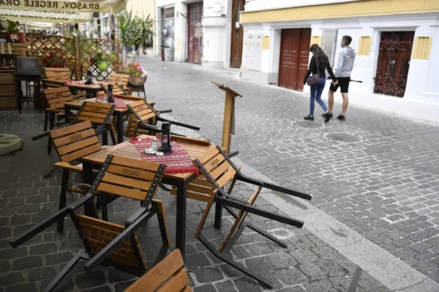 Restaurantele ar putea funcţiona şi în această iarnă cu terasele deschise
